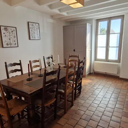 Ancienne Ferme Holiday home Chessy (Seine-et-Marne)